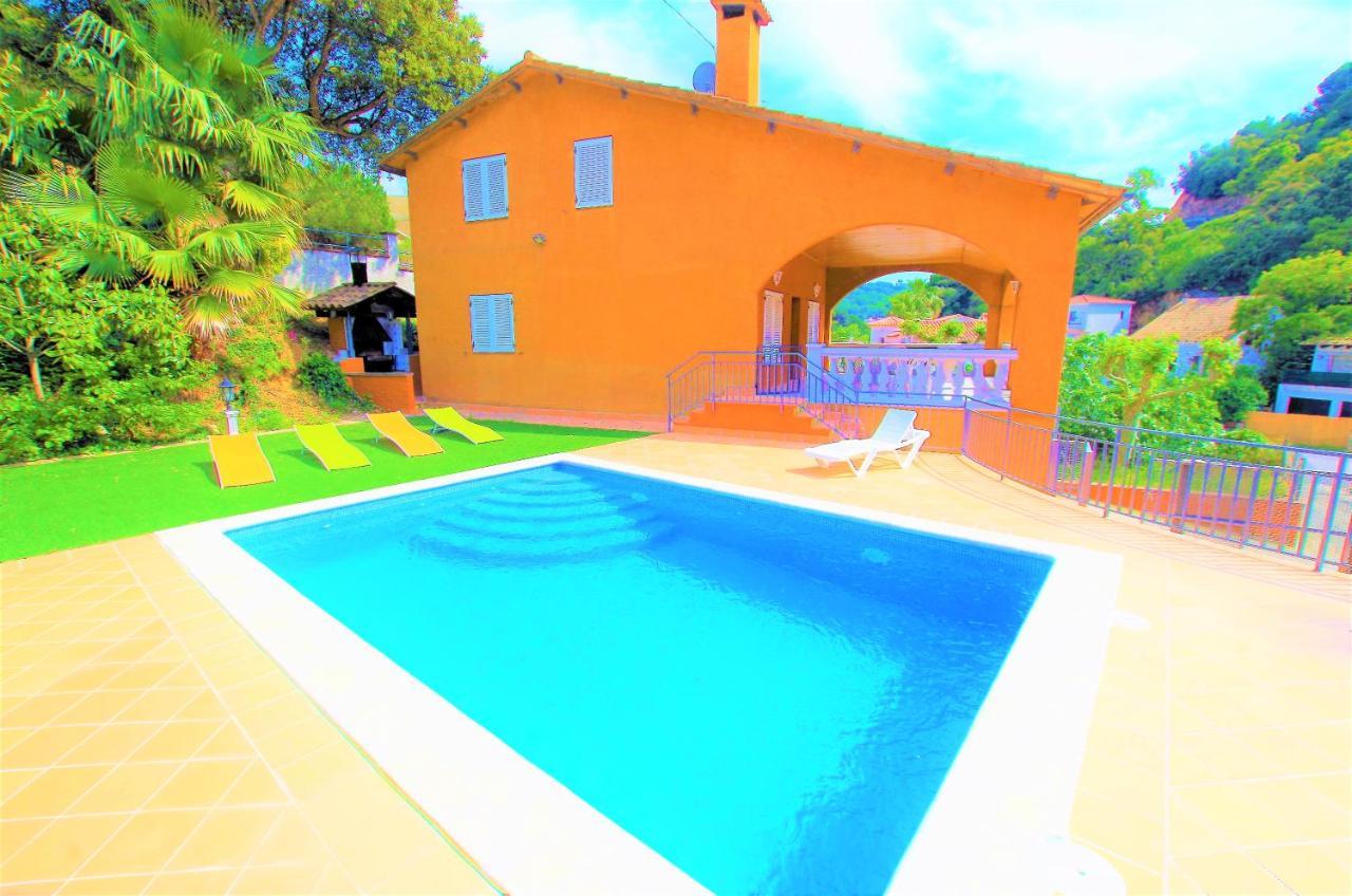 V&v Lloret: Beachside With Private Pool Lloret de Mar